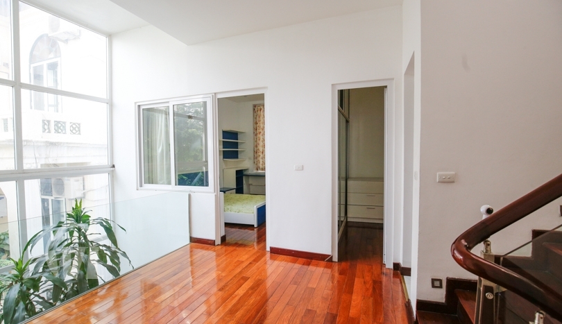 Gorgeous furnished 3 bedroom house to lease in Tay Ho district Hanoi