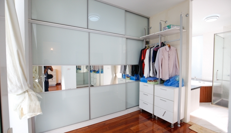 Gorgeous furnished 3 bedroom house to lease in Tay Ho district Hanoi