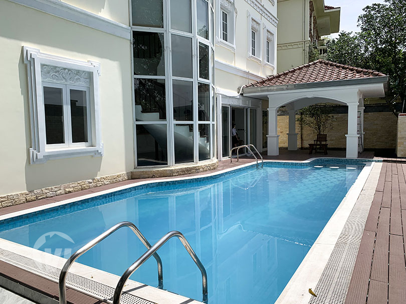 222 Swiming pool villa Ciputra