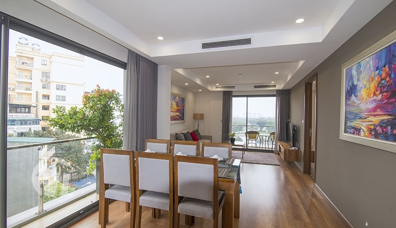 Lake view 2 bedrooms apartment in Hai Ba Trung district