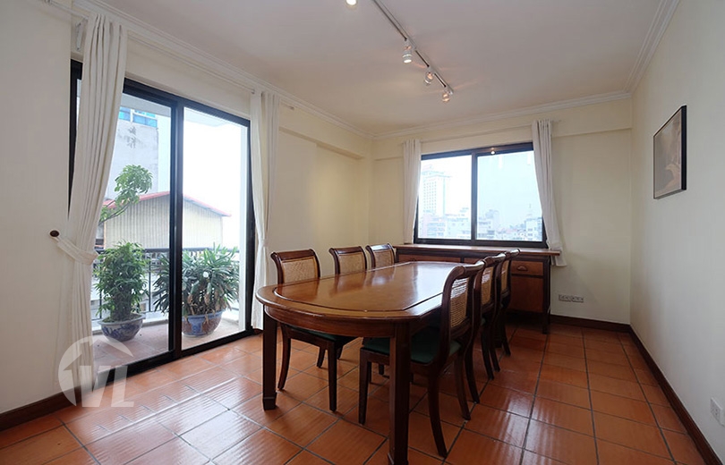 333 Lake view large 2 bedrooms apartment with terrace in Truc Bach