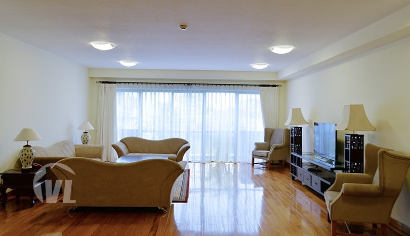 Large 4 bed duplex serviced apartment to rent in Hoan Kiem