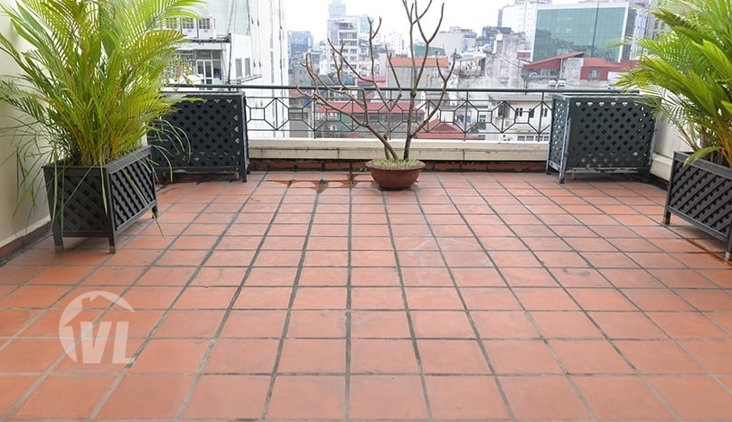Large 4 bed duplex serviced apartment to rent in Hoan Kiem