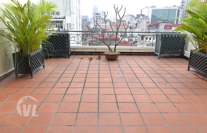 333 Large 4 bed duplex serviced apartment to rent in Hoan Kiem