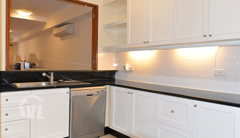 Large 4 bed duplex serviced apartment to rent in Hoan Kiem