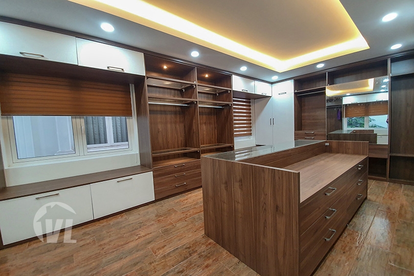 333 Minimalist style Vinhomes Riverside house in Anh Dao area