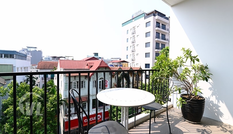 Modern 02 bedrooms apartment in the most convenient location in Tay Ho