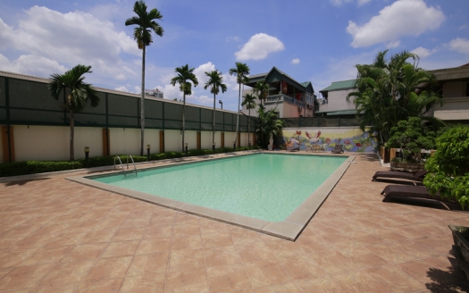 Serviced villa to rent in Tay Ho with gym and swimming pool