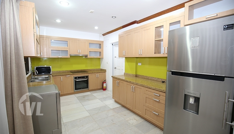 Serviced villa to rent in Tay Ho with gym and swimming pool