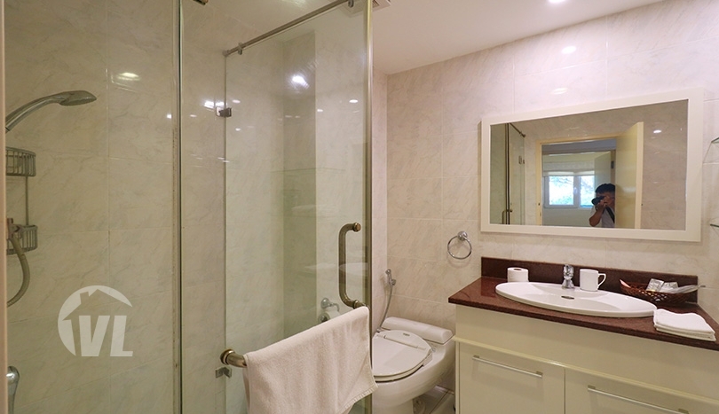 Spacious 3 beds serviced apartment to lease in Hoan Kiem Hanoi