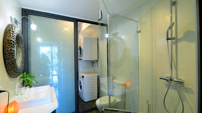 Large 4 bedrooms apartment to rent in Tay Ho with open view