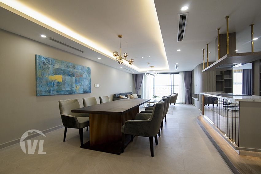 222 Modern 3 bedroom apartment in Tay Ho with gorgeous lake view