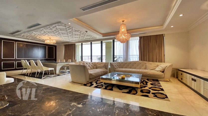 235 sq m apartment to rent in Hoang Thanh tower Hai Ba Trung district