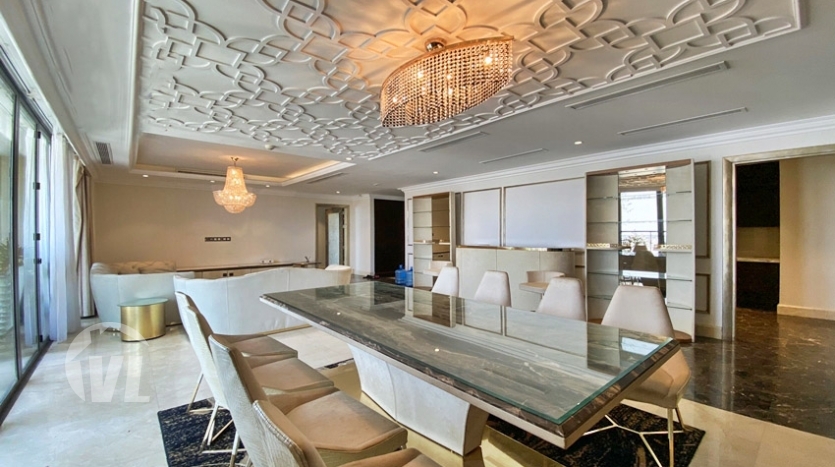 235 sq m apartment to rent in Hoang Thanh tower Hai Ba Trung district