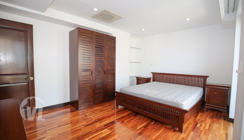 4 bedrooms serviced apartment to lease in Tay Ho Elegant Suites