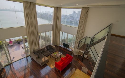 Gorgeous view penthouse 3 bedrooms in Xuan Dieu, Tay Ho