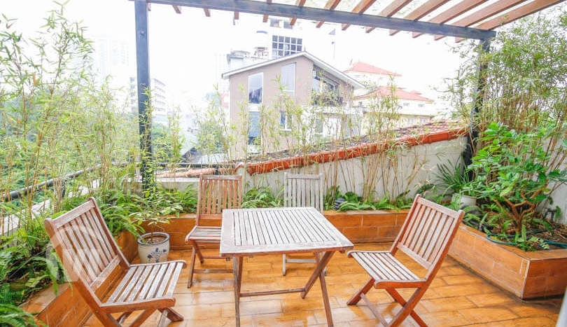 Modern partly furnished house in Tay Ho 3 beds 3 baths