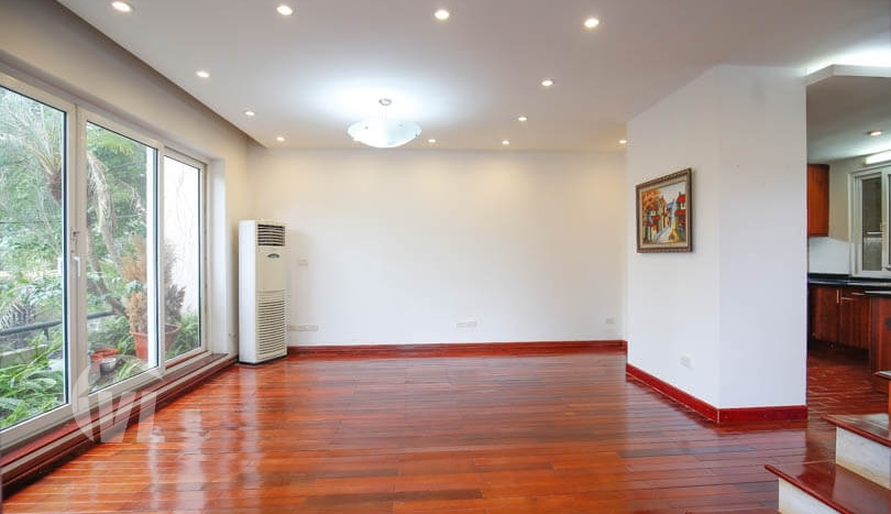 Modern partly furnished house in Tay Ho 3 beds 3 baths