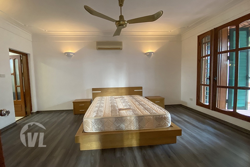 333 Refurbished 5 bedroom swimming pool villa in Tay Ho area