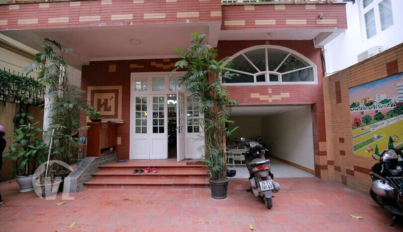 Rental furnished house in Tay Ho with large yard