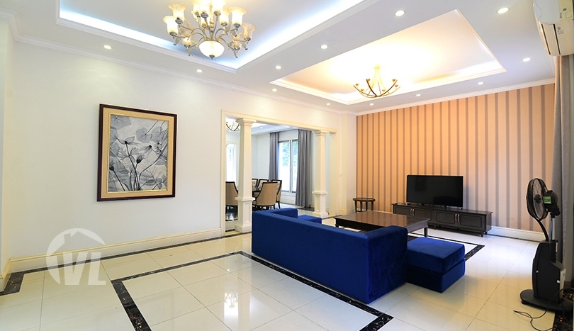 Splendid corner villa in Vinhomes Riverside 4 beds 4 baths