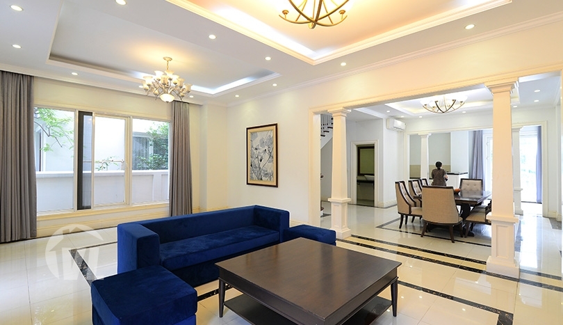 Splendid corner villa in Vinhomes Riverside 4 beds 4 baths