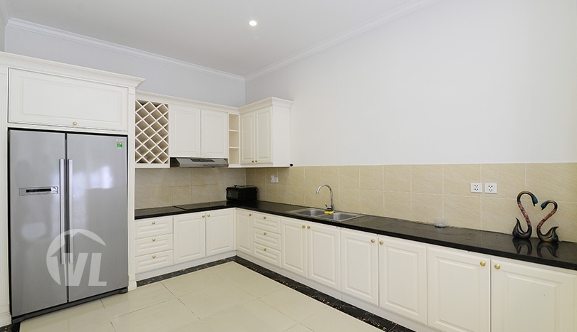 Splendid corner villa in Vinhomes Riverside 4 beds 4 baths