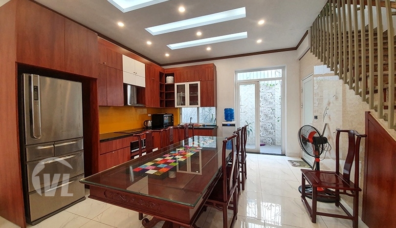 Top quality house in Long Bien to rent close to the French School