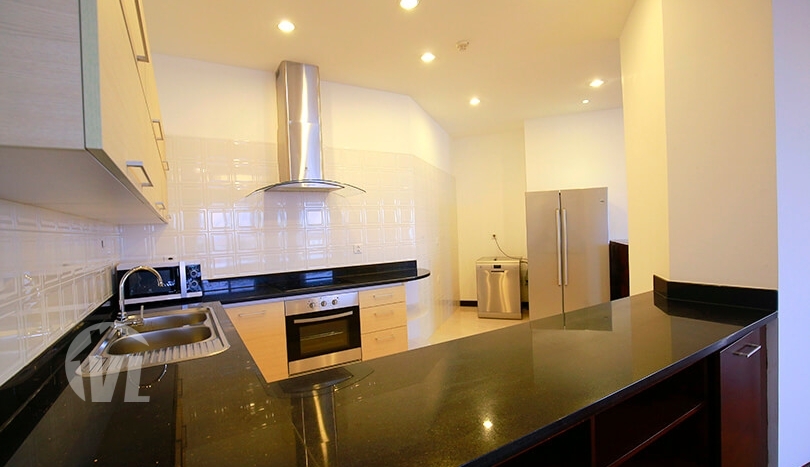 Top quality serviced apartment in Tay Ho 4 beds 3 baths