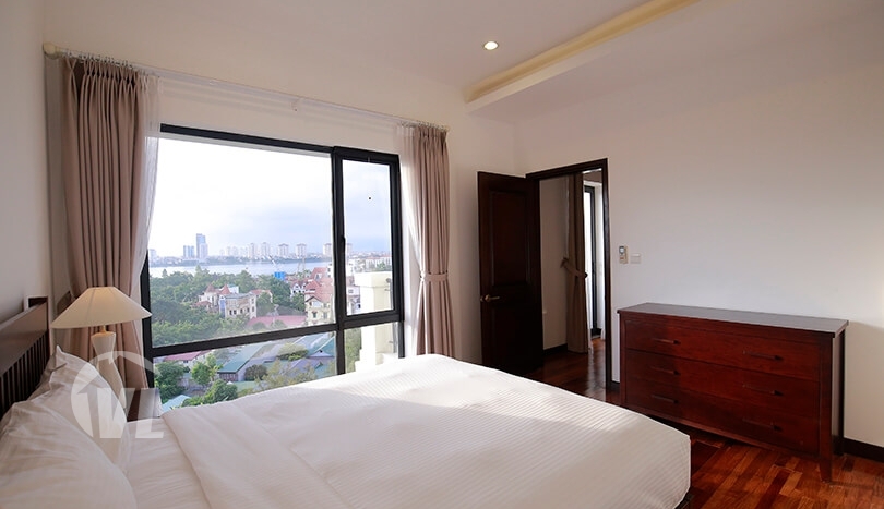 Top quality serviced apartment in Tay Ho 4 beds 3 baths