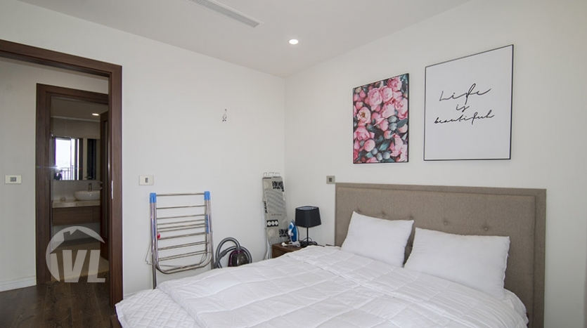 Brand-new 2 beds apartment to rent in HDI building
