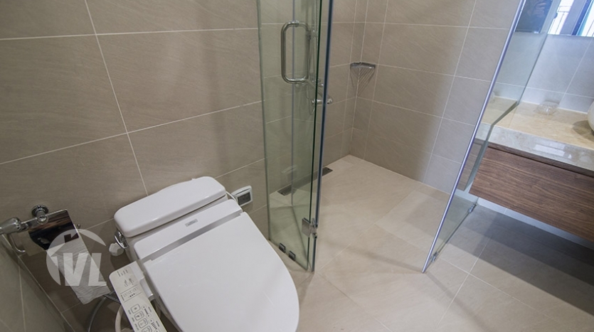Brand-new 2 beds apartment to rent in HDI building