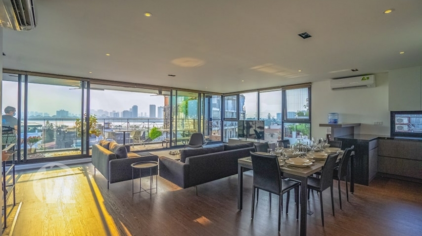 Brand new 200 sq m duplex to rent with terrace in Tay Ho district