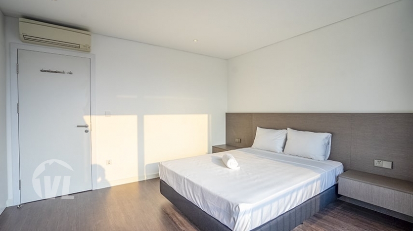 Brand new 200 sq m duplex to rent with terrace in Tay Ho district