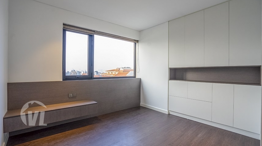 Brand new 200 sq m duplex to rent with terrace in Tay Ho district