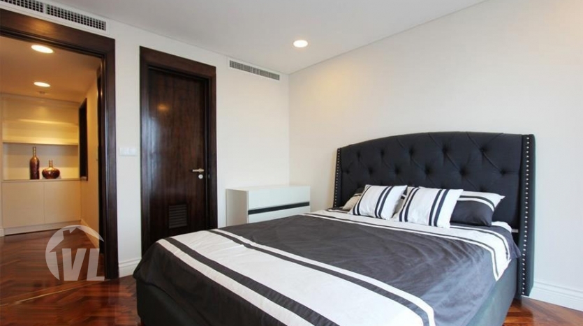 Furnished duplex apartment to lease in Hoang Thanh tower