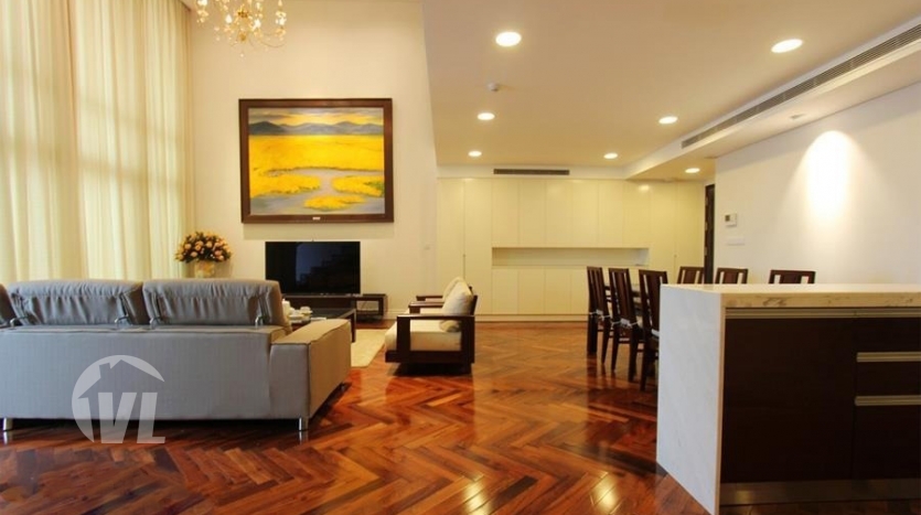 Furnished duplex apartment to lease in Hoang Thanh tower