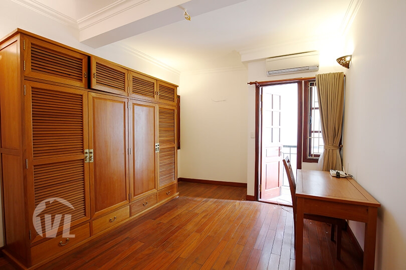 333 4 beds furnished house to lease with rooftop in Tay Ho