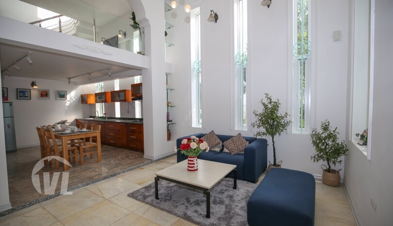 Charming house with garden to rent between Tay Ho and Ciputra