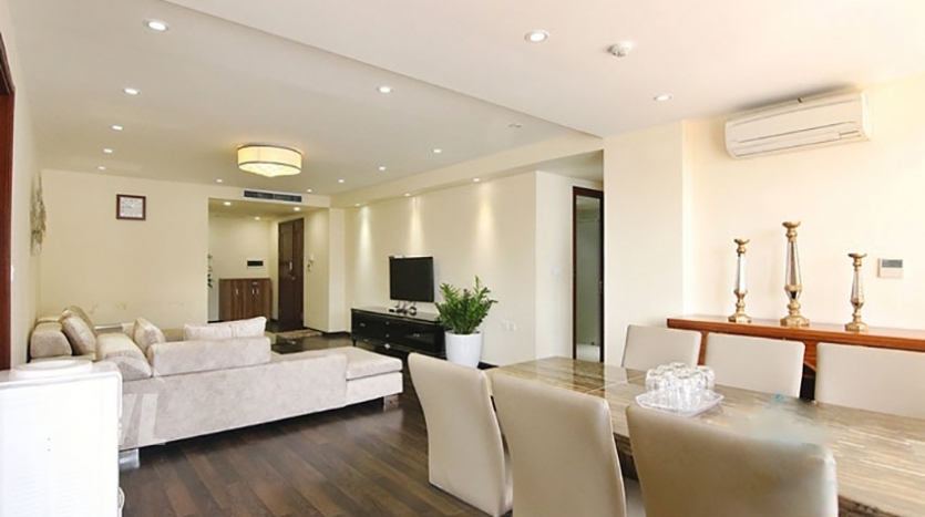 150 sq m apartment to rent close to the French Embassy in Hanoi