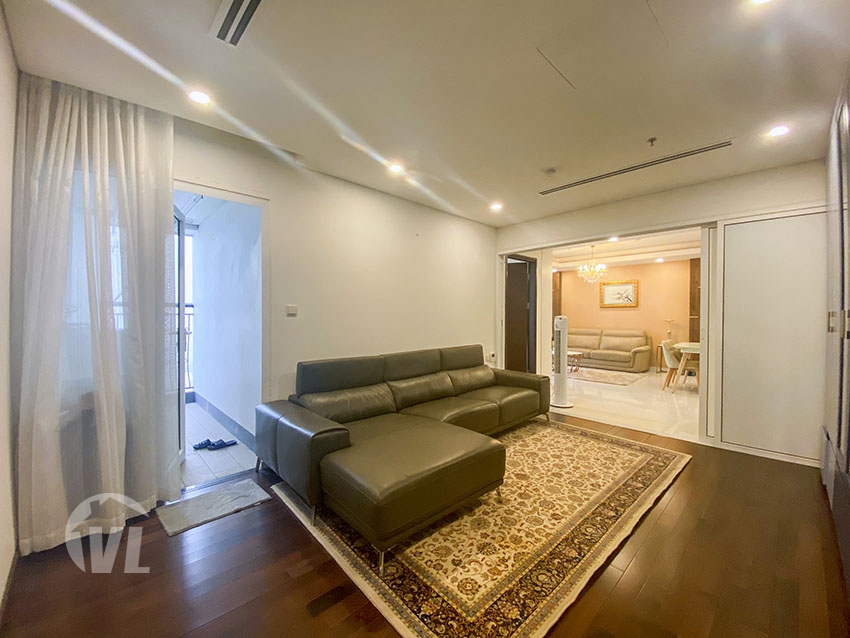 333 Furnished 3 bedrooms apartment in Aqua residence Truc Bach area