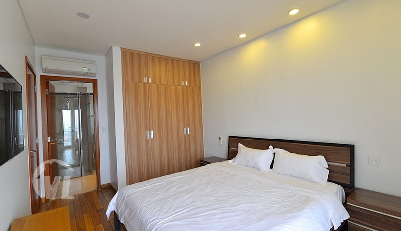 Furnished duplex apartment with terrace in Tay Ho district