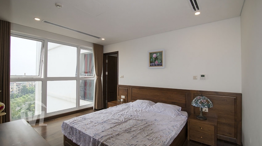 Large 2 bedrooms apartment to lease in Aqua Central in Hanoi