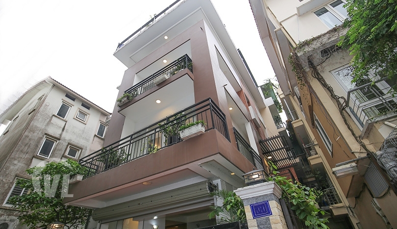 Modern furnished pool house to lease in the heart of Tay Ho Hanoi
