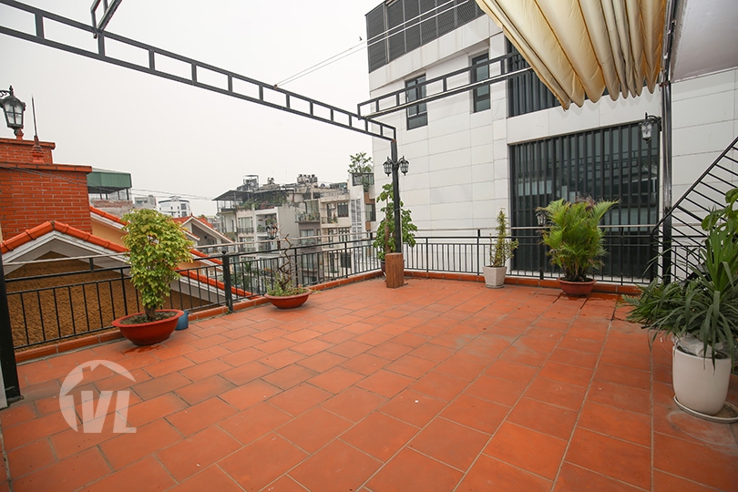 333 Modern furnished pool house to lease in the heart of Tay Ho Hanoi