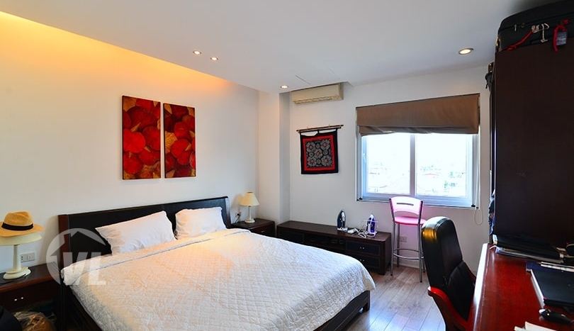 Penthouse in Tay Ho for rent with terrace facing the West Lake
