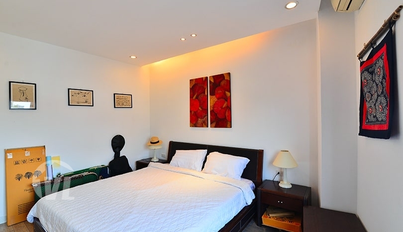 Penthouse in Tay Ho for rent with terrace facing the West Lake