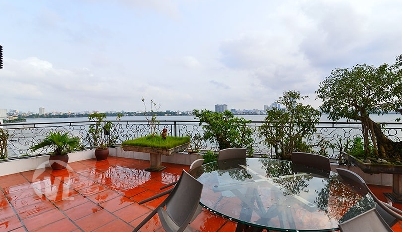 Penthouse in Tay Ho for rent with terrace facing the West Lake