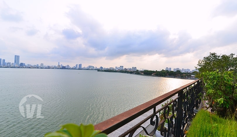 Penthouse in Tay Ho for rent with terrace facing the West Lake