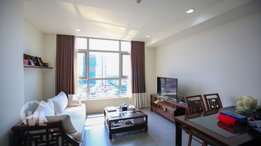 Reason price Cosy 2 bedroom apartment in Watermark Cau Giay District